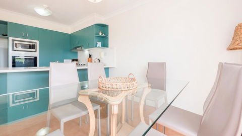 Currumbin Sands On The Beach - Newcastle Accommodation 13
