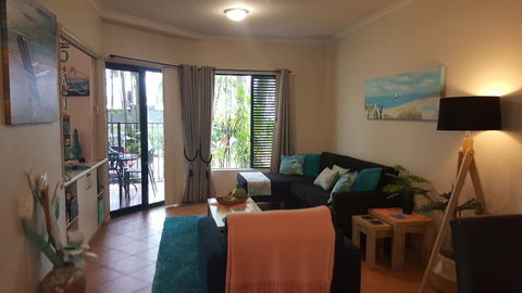 Jackies Holiday Apartment - New Castle Tourism 7