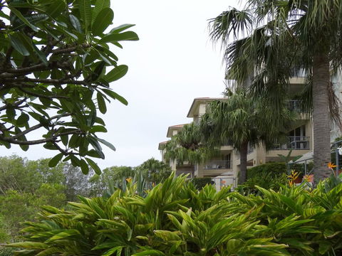 Waterfront Resort Villa With Buggy - New Castle Tourism 31