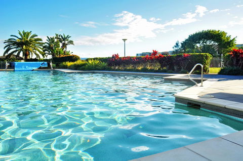 Waterfront Resort Villa With Buggy - New Castle Tourism 23