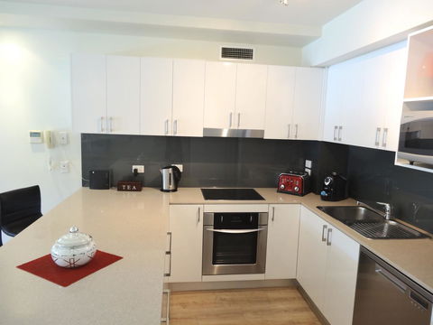 Waterfront Resort Villa With Buggy - New Castle Tourism 7