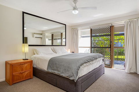 Gemini Court Holiday Apartments - Newcastle Accommodation 10