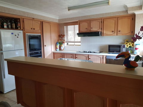 Gemini Court Holiday Apartments - Newcastle Accommodation 38