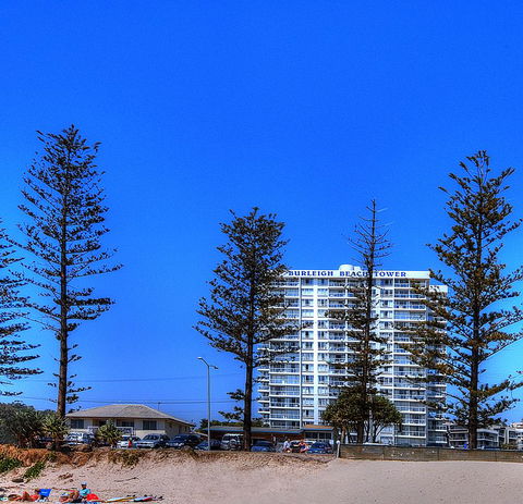 Burleigh Beach Tower - Newcastle Accommodation 8