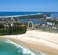 Komune Resort and Beach Club Greenmount Beach - Newcastle Accommodation
