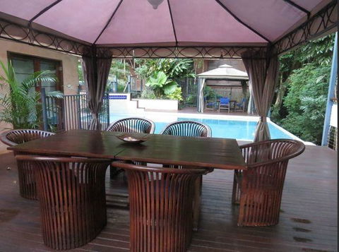 Cairns Rainforest Retreat - New Castle Tourism 14