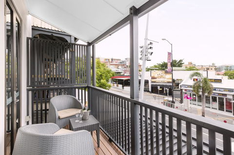 The Beetson Hotel -formerly Gambaro Hotel - Newcastle Accommodation 24