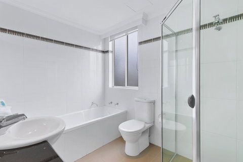 Pacific Views Resort - Newcastle Accommodation 22