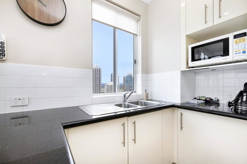 Pacific Views Resort - Newcastle Accommodation 14