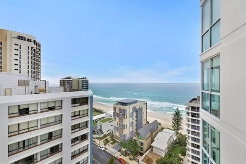 Pacific Views Resort - Newcastle Accommodation 25