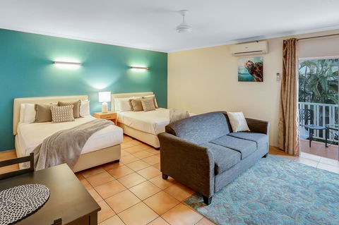 Coral Tree Inn - New Castle Tourism 6