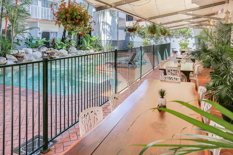 Coral Tree Inn - New Castle Tourism 4