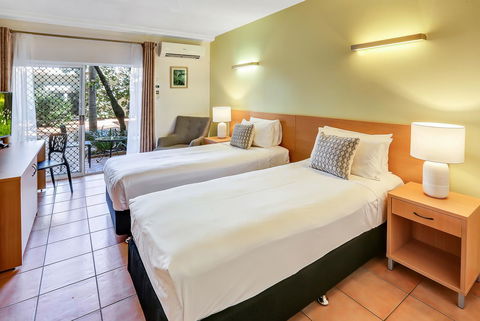 Coral Tree Inn - New Castle Tourism 11