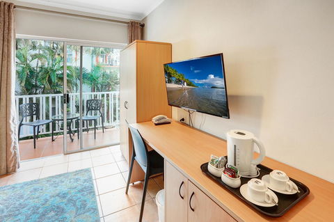 Coral Tree Inn - New Castle Tourism 12