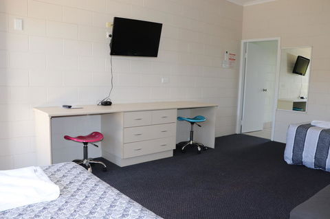 YAL Cairns - A Motel That Makes A Difference - New Castle Tourism 21