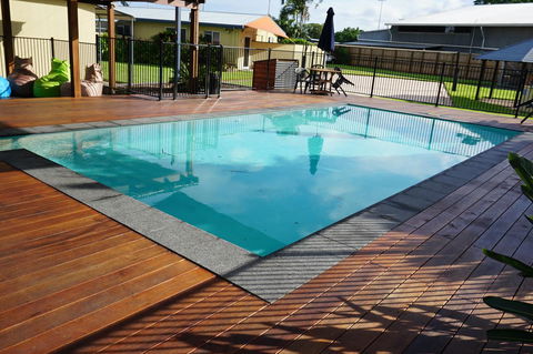 YAL Cairns - A Motel That Makes A Difference - New Castle Tourism 10