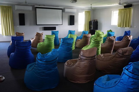 YAL Cairns - A Motel That Makes A Difference - New Castle Tourism 4