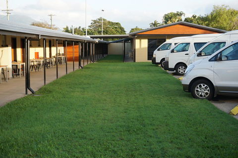YAL Cairns - A Motel That Makes A Difference - New Castle Tourism 33