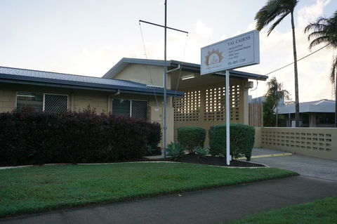 YAL Cairns - A Motel That Makes A Difference - New Castle Tourism 42