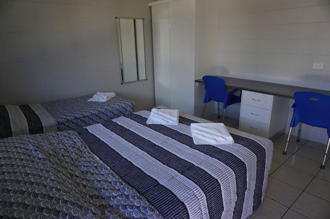 YAL Cairns - A Motel That Makes A Difference - New Castle Tourism 32