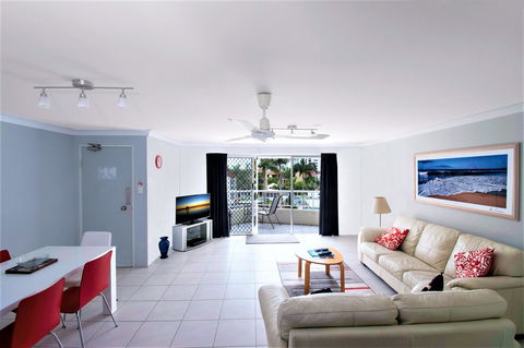 Key Largo Holiday Apartments - Newcastle Accommodation 9
