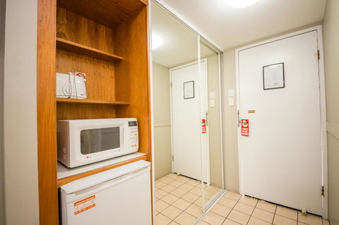 Cosmopolitan Motel & Serviced Apartments - New Castle Tourism 22