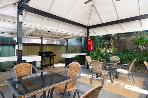 Cairns City Palms - New Castle Tourism 30