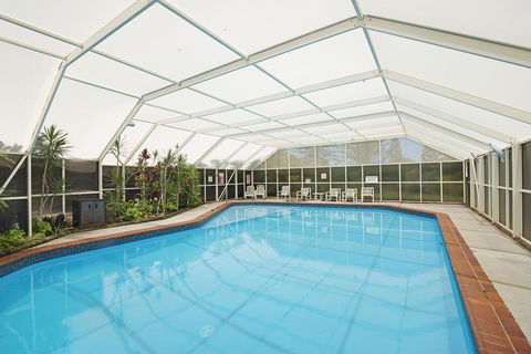 Burleigh Esplanade Apartments - Newcastle Accommodation 14