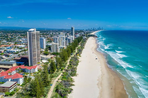 Burleigh Esplanade Apartments - Newcastle Accommodation 0