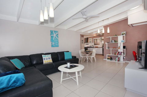 6 Botany Court Marcoola Beach - Pet Friendly 500 Bond - Newcastle Accommodation 6