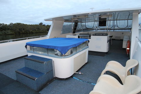 Coomera Houseboats - Newcastle Accommodation 24