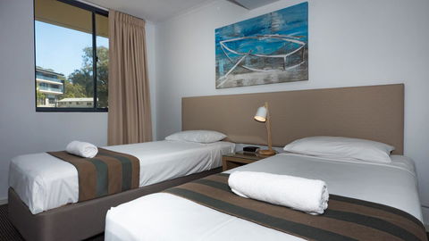Swell Resort Burleigh Heads - Newcastle Accommodation 17