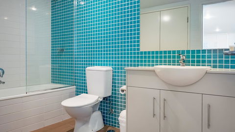 Swell Resort Burleigh Heads - Newcastle Accommodation 39