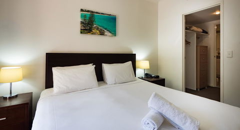 Swell Resort Burleigh Heads - Newcastle Accommodation 38