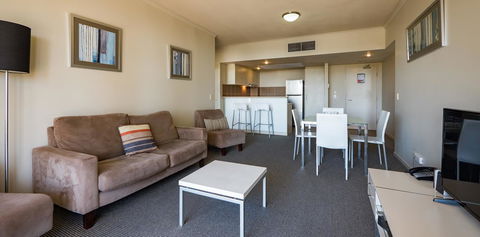 Swell Resort Burleigh Heads - Newcastle Accommodation 35