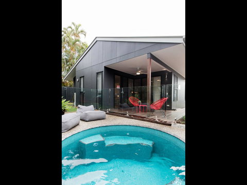 Sam's Buderim Mountain Guest House - New Castle Tourism 1