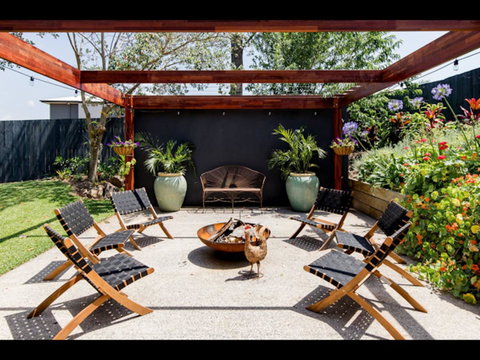 Sam's Buderim Mountain Guest House - New Castle Tourism 12