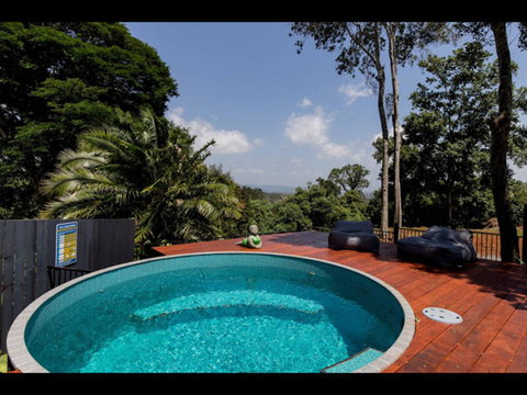 Sam's Buderim Mountain Guest House - New Castle Tourism 14