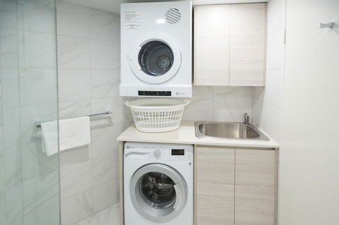 Miami Beachside Holiday Apartments - Newcastle Accommodation 17
