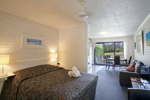 Regency Waterfront Noosa - Newcastle Accommodation 10