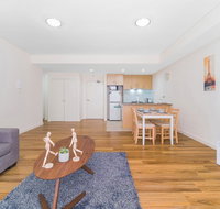 Wolli Creek Airport Serviced 2 Bedroom Apartment - Newcastle Accommodation