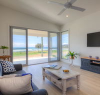 Woolgoolga by the Sea - New Castle Tourism