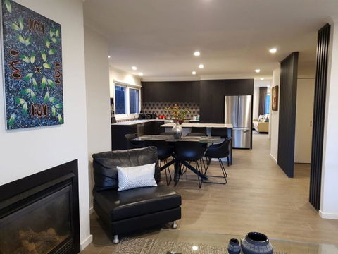 Your Home Away From Home - Newcastle Accommodation 3