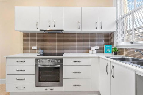 Apartment On \