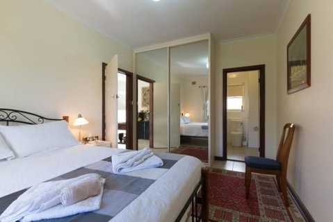 B9 Crawley Apartment 1 BRM & Sleepout Near UWA - New Castle Tourism 0