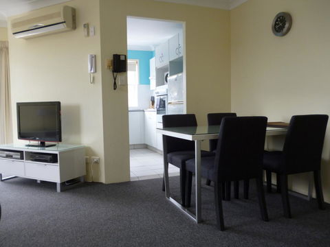 Le Lavandou Holiday Apartments - New Castle Tourism 33