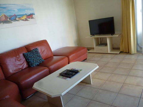 Le Lavandou Holiday Apartments - New Castle Tourism 29