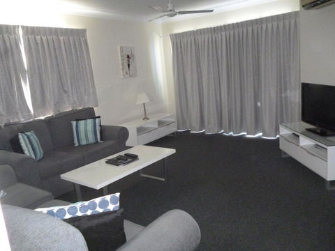 Le Lavandou Holiday Apartments - New Castle Tourism 20