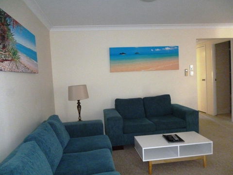 Le Lavandou Holiday Apartments - New Castle Tourism 21