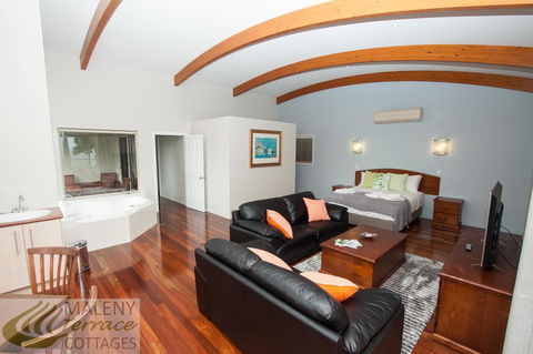 Maleny Terrace Cottages - Newcastle Accommodation 22